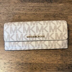 Michael Kors Beige Monogram Wallet